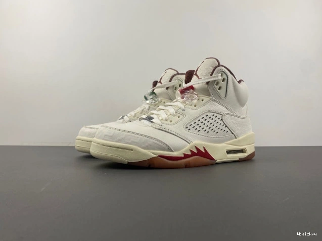 TBkick Grito Air HF8833-100 5 Jordan El 0709